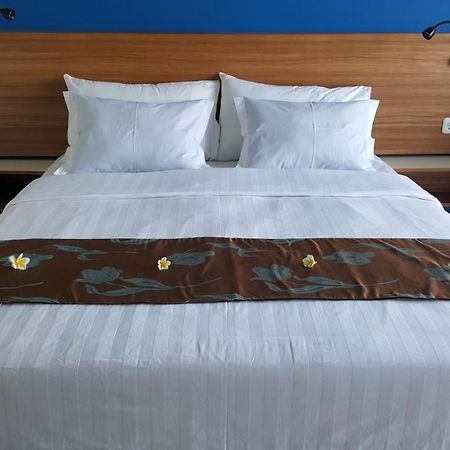 Bella Vista Premium Homestay Banyuwangi  Exterior foto